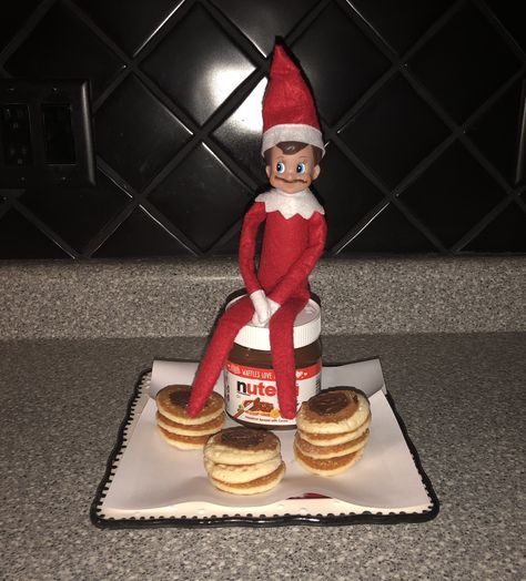 Elf On The Shelf Nutella Ideas, Elf On The Shelf Nutella, Elf Pancakes, Elf On The Shelf Arrival Ideas 2022, Elf On The Shelf Pokemon, Thanksgiving Napkin Folds, Elf Is Back Ideas, Simple Thanksgiving Table Decor, Elf On The Shelf Lapland Reveal