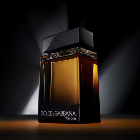 Box Photographic by Production Paradise Dolce Gabbana Perfume, Euphoria Men, Dolce And Gabbana Perfume, Best Perfume For Men, Musk Perfume, Vanilla Perfume, First Perfume, Long Lasting Perfume, Cosmetics Photography