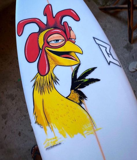 Surf Board Designs Surfboard Art Paint, How To Make A Surfboard, Cool Surf Board Designs, Paintings On Surfboards, Surfboard With Stickers, Long Board Designs Paint, Surfboard Art Drawing, Drawing On Surfboard, Painting On Surfboard