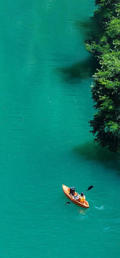 Türkiye has some amazing kayaking spots like these below. Kayak Wallpaper, World Beauty, Watercolor Wallpaper, Aerial Photography, Galaxy Wallpaper, Kayaking, Places To Travel, Photographer, Photography