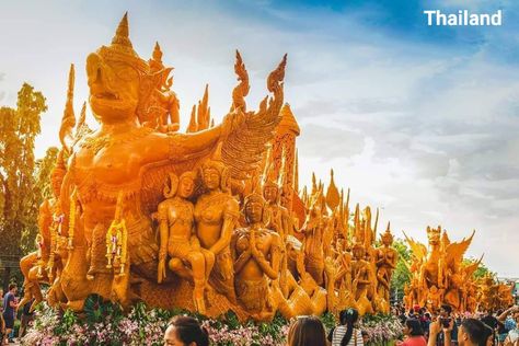 Amazing Carved Candle Parade in the Candle Festival, Ubon Ratchathani Province, Northeastern Thailand 🇹🇭 // Credit Photo: Amazing Thailand, Thai Culture to the World Candle Festival, Ubon Ratchathani, Carved Candle, Buddhist Monks, Thai Culture, Buddhist Monk, Floating Candles, Best Camera, Holiday Destinations