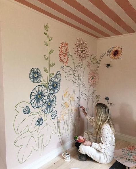 Wall Mural Inspiration, Room With Drawings On The Wall, Cool Murals Wall Paintings, Drawing On Wall, Instagram Mural, Interior Murals, Flower Mural, Nursery Mural, Murals For Kids