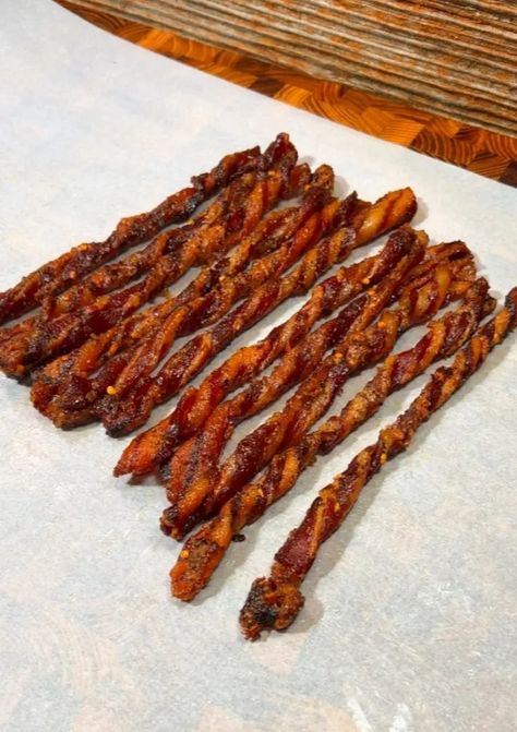 Snoop Dogg's Billionaire Bacon Twists - Candy Bacon Recipe Candy Bacon Recipe, Billionaire Bacon Recipe, Bacon Twist Recipe, Billionaire Bacon, Bacon Twist, Bacon Twists, Candy Bacon, Candied Bacon Recipe, Bacon Grill