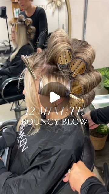 🇬🇧CHARLOTTE ROWLEY - BALAYAGE & COLOUR EXPERT // EDUCATOR on Instagram: "12 Minute Bouncy Blow

It happens to the best of us …. spend too long perfecting the colour that we run out of time for the important bit & for me who is someone obsessed with a bouncy blow that is GUTTING … 

But when you find a hack like this , it’s bloody fab ✔️

Using @ivorythesalonjodiehutchinson Rollers ( i get a million questions about these rollers ) 

And styled using @kevinmurphy.prouk @kevin.murphy (these volume products have my heart) 

#blowdry #bouncyblowdry #hairstylist #hairdresser #blondehair #blonde" Bouncy Blow Dry Medium, Blow Outfit Hair, Bouncy Blowout, Long Fine Hair, Bouncy Blow Dry, Roller Curls, Bombshell Hair, Bouncy Hair, Big Curls