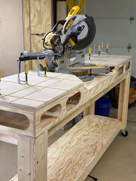 Miter Saw Station, Saw Station, Workbench Plans Diy, Woodworking Shop Plans, Multifunctional Furniture Small Spaces, Woodworking Shop Layout, Diy Bathroom Furniture, Diy Furniture For Small Spaces, Pallet Furniture Living Room