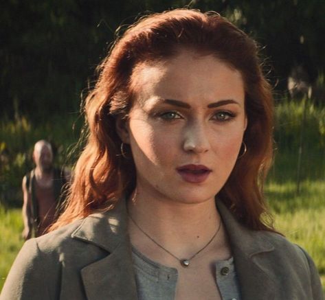 Sophie Turner Xmen, Phoenix Xmen, Jean Grey Xmen, Xmen Movie, Jean Grey Phoenix, X Men Evolution, Ball Hairstyles, Marvel Icons, Icon X