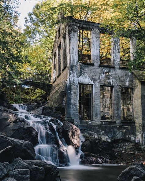 House Near Waterfall, Ottawa Photography, Ottawa Travel, Abandoned Ruins, Canada Ottawa, Newfoundland Travel, Ottawa Valley, Ontario Travel, Waterfall Landscape