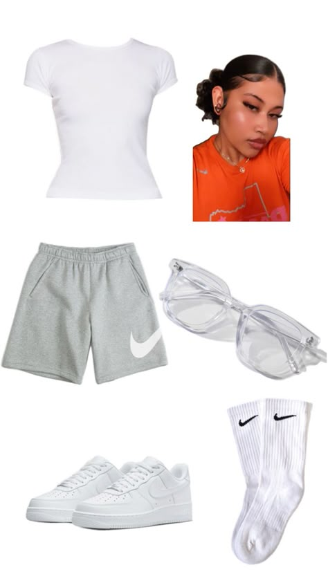 Outfits Ideas Sporty, Cream Slides Outfit, Cute Outfits With Nike Shorts, Fit Inspo Layout, Going To The Park Outfit, Cute Baddie Outfits For School, How To Style Shorts, Pe Outfits For School, Basic Baddie Outfits