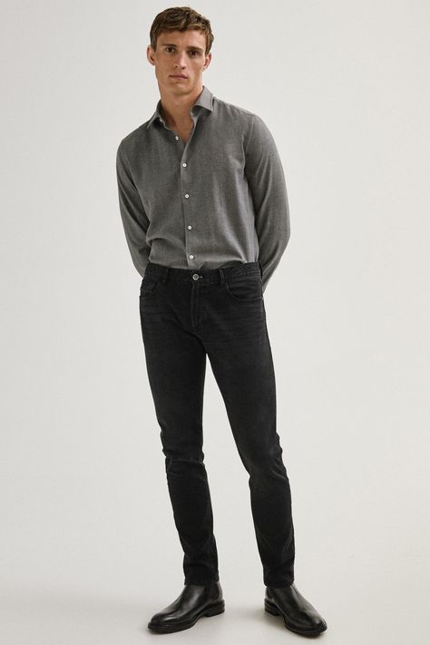 What To Wear With Black Jeans: 6 Forever Stylish Looks For Men Black Jeans Outfit Mens Formal, Black Shoes Men Outfit, Black Jeans Pants Outfit, Black Pants Outfit Men Casual, Men’s Black Jeans Outfit, Men Black Jeans Outfit, Black Pants Men Outfit, Black Oxfords Outfit, Black Jeans Men Outfit