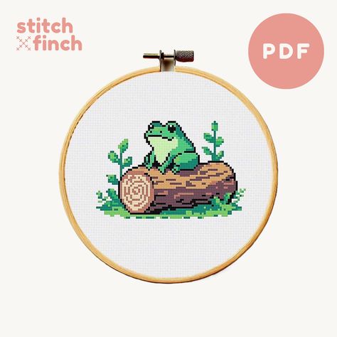 Frog In Nature, Frog Cross Stitch Pattern, Frog Cross Stitch, Cross Stitch Collection, Nature Cross Stitch, Disney Cross Stitch, Cute Frog, Pixel Art Pattern, Cross Stitch Rose