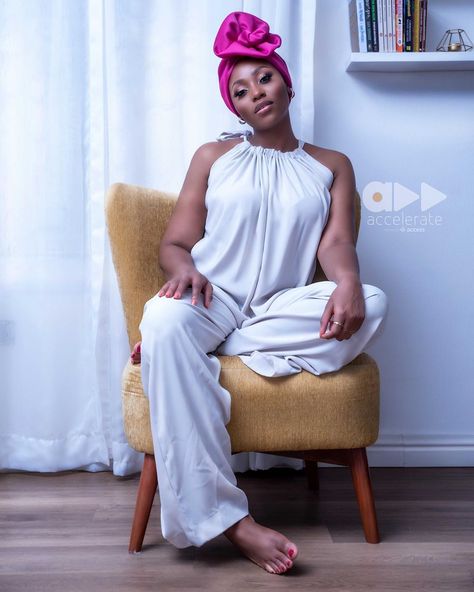 Dimma Umeh Made An Iro & Buba Set Look Incredibly Chic On This Magazine Cover - Dimma Umeh, African Print Maxi Skirt, Beauty Influencer, Workwear Fashion, Beauty Tutorials, Fashion Story, Fashion Lover, African Print, Fashion Boutique