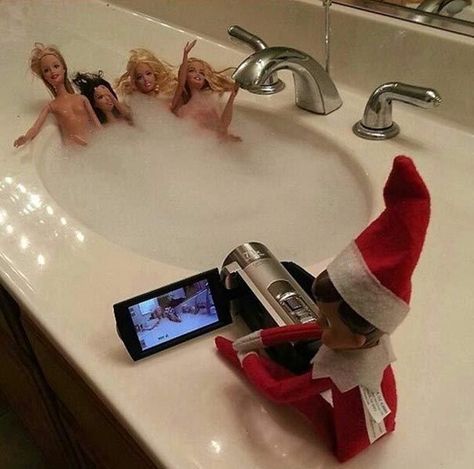 47 Pics of Inappropriate Elf on the Shelf Gone Wild! 12 Christmas Pictures Friends, Bad Elf, Funny Christmas Pictures, Bad Santa, Bad Barbie, Xmas Elf, An Elf, A Shelf, On The Shelf