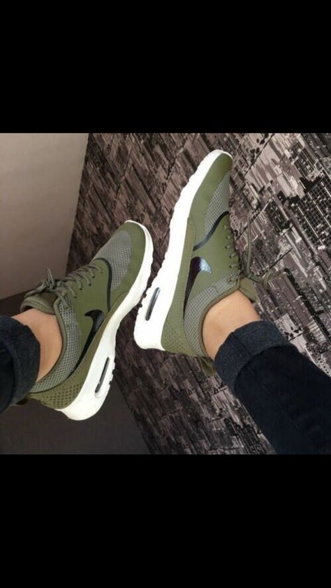 Olive green shoes Army Green Nikes, Olive Green Sneakers, Olive Green Nike, Olive Green Shoes, All Nike Shoes, Green Sneakers, Street Fashion Photography, Sneakers Women, Nike Green