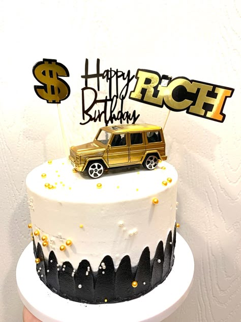 Cake For 10 Year Boy, Birthday Cake For 5 Year Boy, Dollar Cake, Car Cakes For Boys, Car Birthday Cake, Gold And White Cake, Congratulations Cake, Car Cakes, Cars Birthday Cake