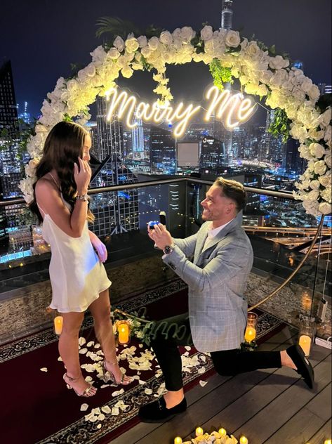 Marry Me Balloon Arch, Proposal Arch Ideas, Proposal Party Ideas Decorations, Marry Me Signs Proposal, Marry Me Proposal Ideas Romantic, Proposal Arch, Will You Marry Me Ideas Proposals, Marry Me Ideas Proposals, Proposal Decor Ideas