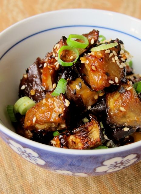 Nasu Dengaku なす田楽 (Oven-Roasted Eggplant with Miso) | the muddled pantry Nasu Dengaku Recipe, Nasu Dengaku, Ways To Cook Eggplant, Oven Roasted Eggplant, Cape Malay, Cooking Eggplant, Eggplant Recipes Easy, Asian Meals, Mapo Tofu