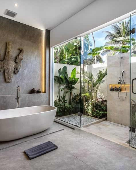 👉👈World's finest luxurious bathroom designs for your inspiration.. Follow us #bathroom#bathroomdecor#bathroomideas#bathroomremodel#bathroomdecorideas#bathroomstorage#bathroomdecorator#bathroomfixtures#bathroomflooring#bathroommirrors#bathroomrenovations#bathroommakeovers#bathroomdesignideas#bathroomremodelling#bathroomsremodeled#bathroomremodelers#bathroominteriors#bathroomstorag#bathrooms Dream Villa Luxury, Villa Tropical Modern, Interior Design Tropical Modern, Bali Villa Bathroom, Nature House Design, Villa Bathroom Design, Modern Tropical Bathroom, Bali Villa Design, Tropical Villa Design