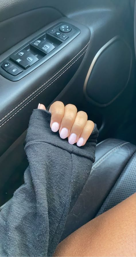 Gel Nails Non Acrylic, Pretty Simple Nails Acrylic Short, Simple Sns Nails Short, Business Nails Professional Summer, Simple Cute Dip Nails, Nail Polish Ideas No Acrylic, Cute Basic Nail Ideas Short, No Tips Nails, Bridal Shower Guest Nails