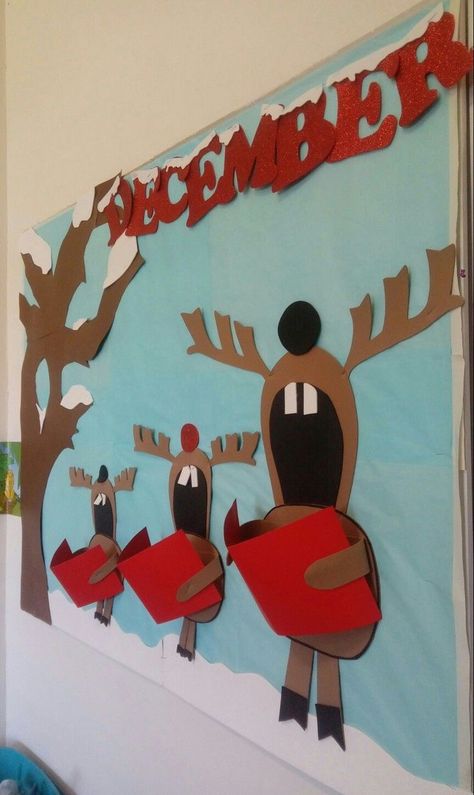 Christmas Library Bulletin Boards, Christmas Mural, Christmas Board Decoration, Festa Rock Roll, Christmas Hallway, Christmas Bulletin Boards, Classroom Christmas Decorations, Christmas Door Decorating Contest, Christmas Classroom Door