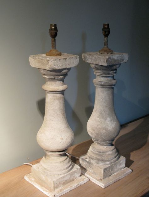 Concrete Lamps, Antique Tables, Antique Light Fixtures, Concrete Diy Projects, Farmhouse Crafts, Table Lights, Lan Can, Antique Chandelier, House Front Design