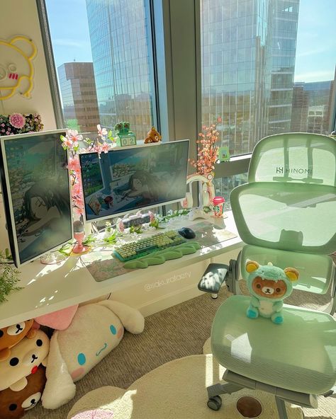 Dream Pc Setup, Cosy Gaming Aesthetic, Pc Sims 4 Cc, Cozy Gamer Girl Aesthetic, Cute Gaming Set Up, Cozy Gamer Setup, Kawaii Gamer Aesthetic, Minecraft Gaming Setup, Acnh Gaming Room