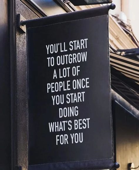 100+ Short Motivational Quotes To Inspire You in 2024 - Rose idea Quotes To Make Your Day, Rewind Time, Short Motivational Quotes, Focus Boards, Quotes To Inspire, Short Inspirational Quotes, Inspirational Quotes About Love, A Lot Of People, Life Pictures