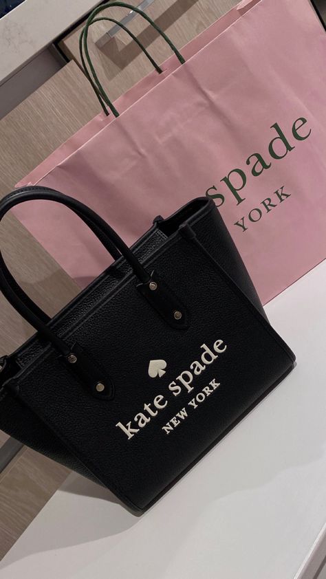 Kate Spade Bag Aesthetic, Kate Spade Aesthetic, Purse Aesthetic, Basic Necessities, Aesthetic Bag, Ella Tote, Pink Bags, Kitty Items, Luxurious Life