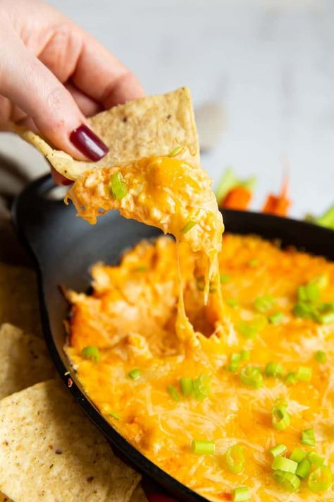 Caprese Dip, Baked Buffalo Chicken Dip, Spicy Buffalo Chicken Dip, Buffalo Chicken Sauce, Buffalo Chicken Dip Crock Pot, Buffalo Dip, Buffalo Chicken Dip Easy, Crock Pot Dips, Chicken Dip Recipe