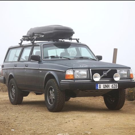 Volvo 4x4, Expedition Car, Volvo Station Wagon, Volvo Suv, Volvo Wagon, Adventure Car, Volvo 850, Volvo 240, Jeep Wagoneer