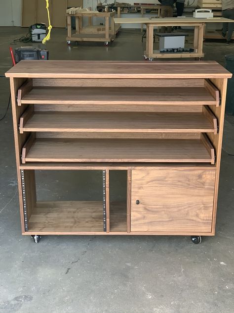 Studio Dresser in Walnut, with up to 18U of rack space as well as 3 slide out trays for all your audio goodies. Synth Shelves, Synth Rack, Recording Studio Furniture, Keys Storage, Keyboard Storage, Home Studio Desk, Recording Studio Ideas, Ideas Con Madera, Musical Keyboards