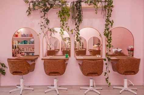 Pretty Hair Salon Interior, Modern Retro Hair Salon, Hairdressing Salon Aesthetic, Pink And Green Salon Ideas, Groovy Hair Salon, Pop Up Hair Salon, Pastel Salon Decor, Pink Boho Salon, Pink Hair Salon Decor Interior Design