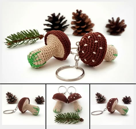 Crochet Keychain Charms, Crochet Keyring Ideas, Cute Crochet Keychain Ideas, Crochet Mushroom Backpack, Crochet Patterns Keychain, Crochet Witchy Stuff, Mushroom Keychain Crochet, Flower Keychain Crochet, Crochet Mushroom Keychain