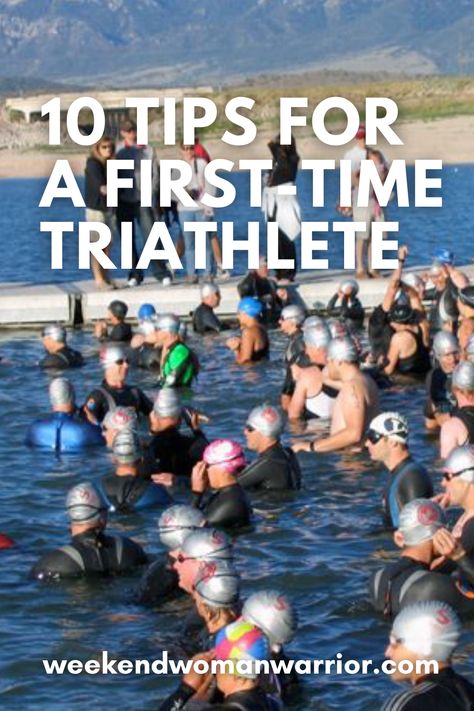 It's your first triathlon and you have one goal: surviving. There are plenty of tips out there for being the ultimate competitor but here are 10 tips to help you survive. Triathlon training. Triathlon women. triathlon training for beginners. Triathlon Hairstyles, Triathlon Training For Beginners, Women Triathlon, Triathlon Transition, Sprint Triathlon Training, Triathlon Training Program, 15 Minute Morning Yoga, Olympic Triathlon, Triathlon Women