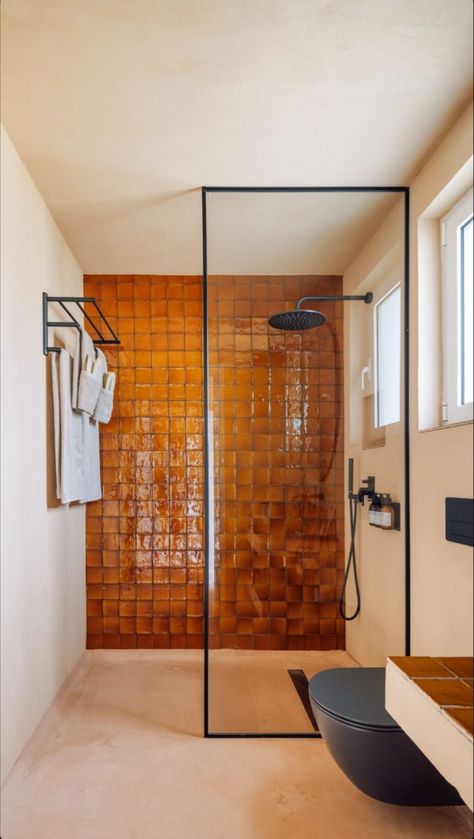 70s Modern Bathroom, Maximalist Interior Design Bathroom, Sunset Orange Bathroom, Burnt Sienna Bathroom, Orange Shower Tile, Burnt Orange Tile Bathroom, Midcentury Modern Master Bathrooms, Terracotta Shower Floor, Orange Marble Bathroom