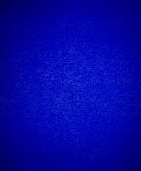 Yves Klein, Blogger, Blue