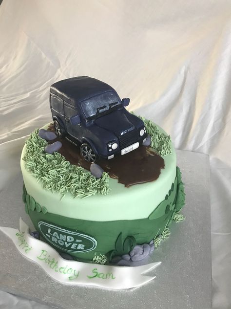 Land Rover cake Pastel Jeep, Land Rover Cake, Range Rover Cars, Tort Cake, Car Cakes For Men, Jeep Cake, Cars Cake Design, Car Cake Tutorial, Cars Theme Cake