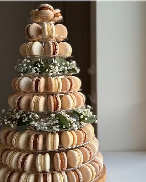 MACARONS TOWER for your most beautiful and important days! THANK YOU for choosing the best for your family and friends 🩵 after all, macaron is the perfect one-bite dessert for any big or small event .. easy to serve, beautiful and delicious 😌👌 don’t you agree? 🙂 Macaroon Tree Diy Macaron Tower, Macaron Display Wedding, Macaroon Tower Wedding Cake, Macaroon Display Ideas, Macaron Torte, Macaron Tower Wedding, Macaroon Tree, Macaroon Display, Macaroon Cakes