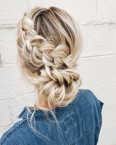 Bridal Hairstyles With Braids, Chunky Braids, Wedding Braids, Twisted Updo, Cool Braid Hairstyles, Diet Vegetarian, Braided Hairstyles For Wedding, Penteado Cabelo Curto, Trending Hairstyles