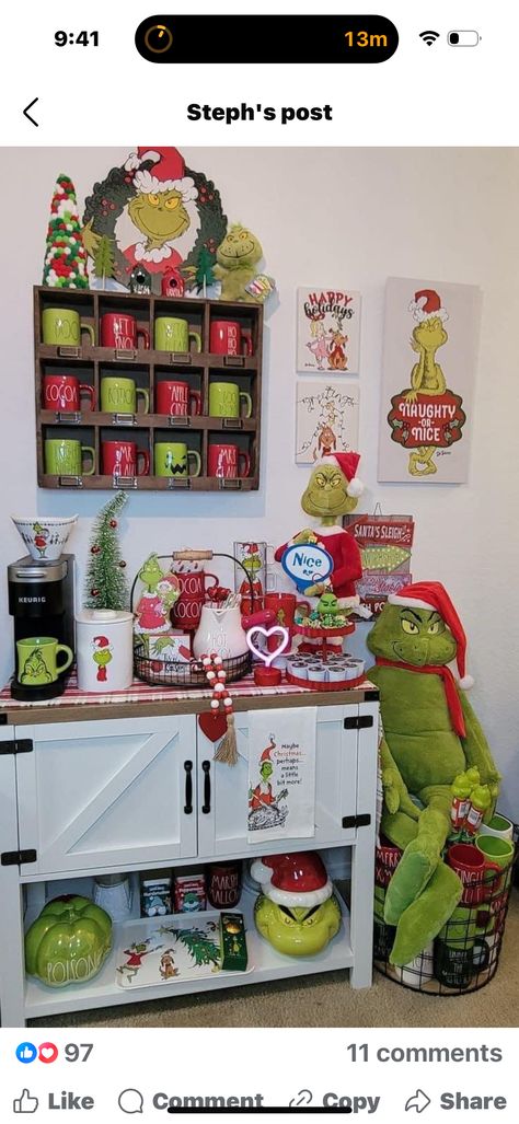 Grinch House, House Decor Ideas, Santa Sleigh, Grinch, Holiday Ideas, House Decor, Decor Ideas, Home Decor, Home Décor