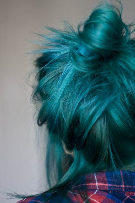 turquoise hair Teal Hair, Turquoise Hair, Hair Color Blue, Pastel Hair, Dye My Hair, Mermaid Hair, Rainbow Hair, Hair Envy, Grunge Hair