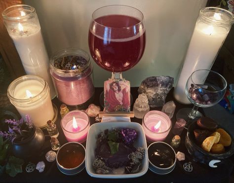 Dark Altar Aesthetic, Lilith Altar Aesthetic, Dionysus Altar, Altar Inspo Witchcraft, Glamour Altar Witchcraft, Witchcraft Spells For Beginners, Spells For Beginners, Folk Magic, Spells Witchcraft