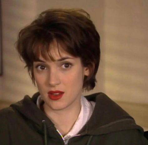 Winona Ryder, Short Hair, Hair, Black