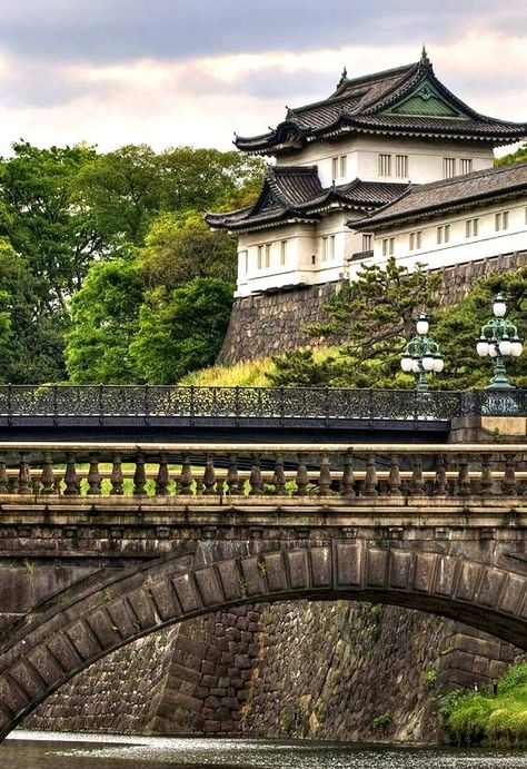 Tokyo -Tokyo Imperial Palace Japanese Imperial Palace, Tokyo Palace, Japanese Palace, Tokyo Imperial Palace, Palace Architecture, Restaurant Exterior, Tokyo Japan Travel, Imperial Palace, Japan Trip