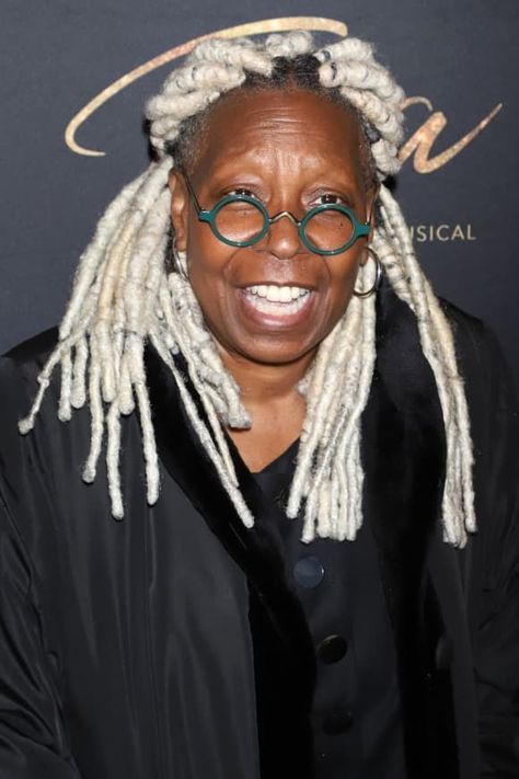 Whoopie Goldberg, Tina Turner Musical, Night In New York, Kate Mulgrew, Tapered Hair, African Royalty, Black Actresses, Healthy Weight Gain, Whoopi Goldberg