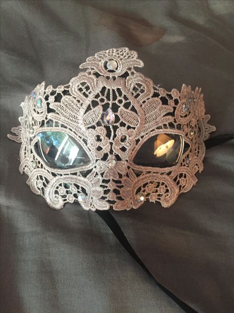 Great idea for those who wear glasses!! My daughter is going to a Masquerade Party and glasses and Mask don't do well together. She had an extra set of lenses, glued them to the outside of the mask and recovered the lenses with the lace. Now she can enjoy the fun with friends wearing a mask!! Masquerade Mask With Glasses, Mask With Glasses, Diy Masquerade, Diy Masquerade Mask, Masquerade Makeup, Ball Masks, Mask Ball, Halloween Tea Party, Romanian Lace