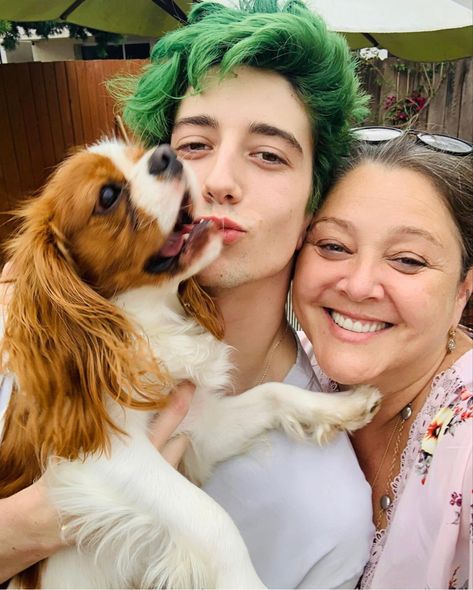 Happy Birthday To Mom, Camryn Manheim, Zombies 3, Milo Manheim, Love Milo, Zombie Disney, Lucky Me, Zombie Movies, Zoo Wee Mama