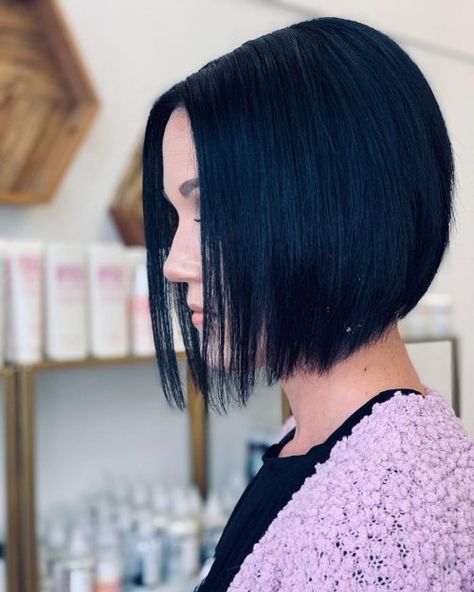 Navy Blue Bob Hair, Dark Blue Hair Color Ideas, Dark Blue Hair Color, Blue Hair Color Ideas, Midnight Blue Hair, Blue Black Hair Color, Blue Hair Color, Darker Hair, Navy Blue Hair