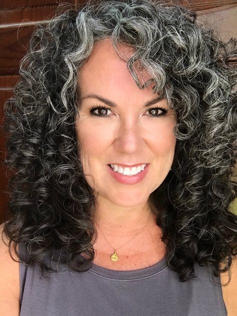 Grey Curly Hair Over 50, Black Hair Silver Highlights, Gray Curly Hair Natural Curls, Curly Gray Hair Over 50 Curls, Curly Silver Hair, Pepper Hair, Grey Hair Looks, Grey Hair Transformation, Grey Curly Hair