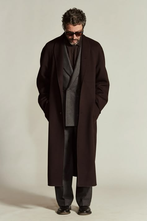 Winter Coat Trends, Fall 2023 Menswear, 2023 Menswear Fashion Show, Man's Overcoat, Mens Overcoat, Coat Trends, Winter Mode, Mens Winter Coat, Mens Fashion Week