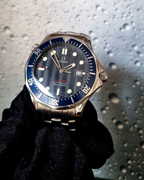 He never misses… The Pierce Brosnan #bondwatch in its iconic blue colour. The blue Seamaster is worn by James Bond and it catapulted Omega into notoriety. This is a Quartz version of the elegant Seamaster professional that survived many missions. It’s a stylish timepiece with rich history and durability. A watch that just can’t be beat. 🗝️222150.00 James Bond Watch, Pierce Brosnan, Blue Colour, James Bond, Time Piece, Blue Color, History, Blue